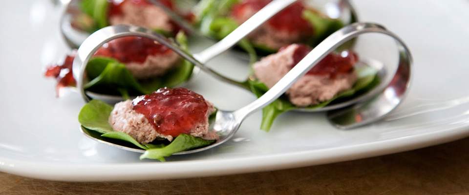 短信验证码轰炸平台